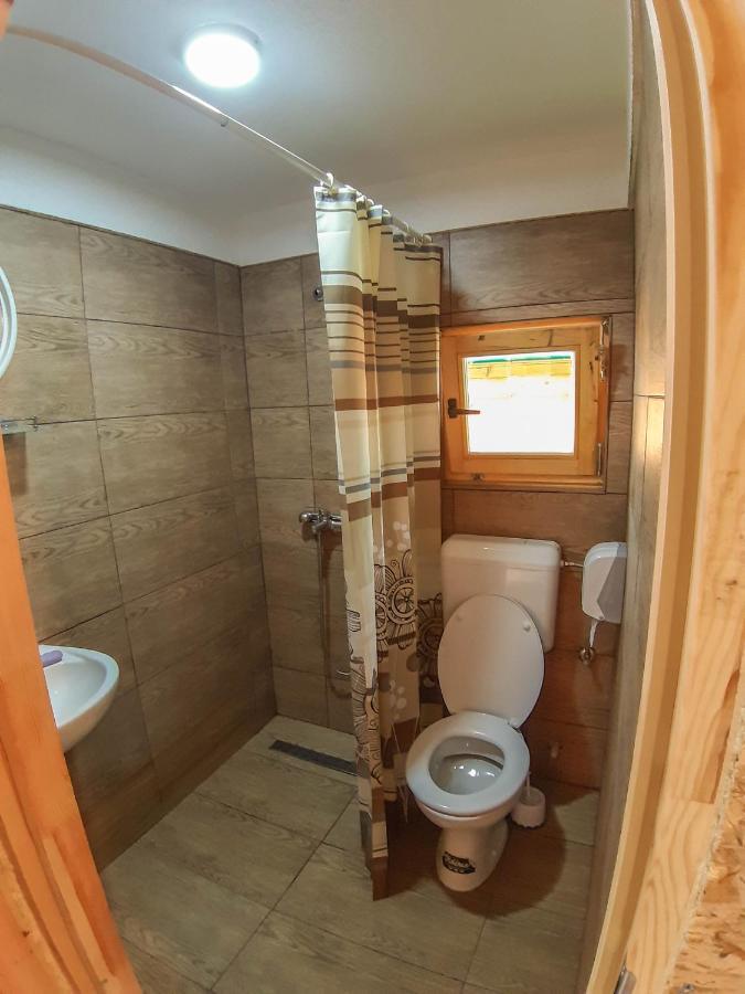 Camp Sutjeska Hotel Tjentiste Bagian luar foto