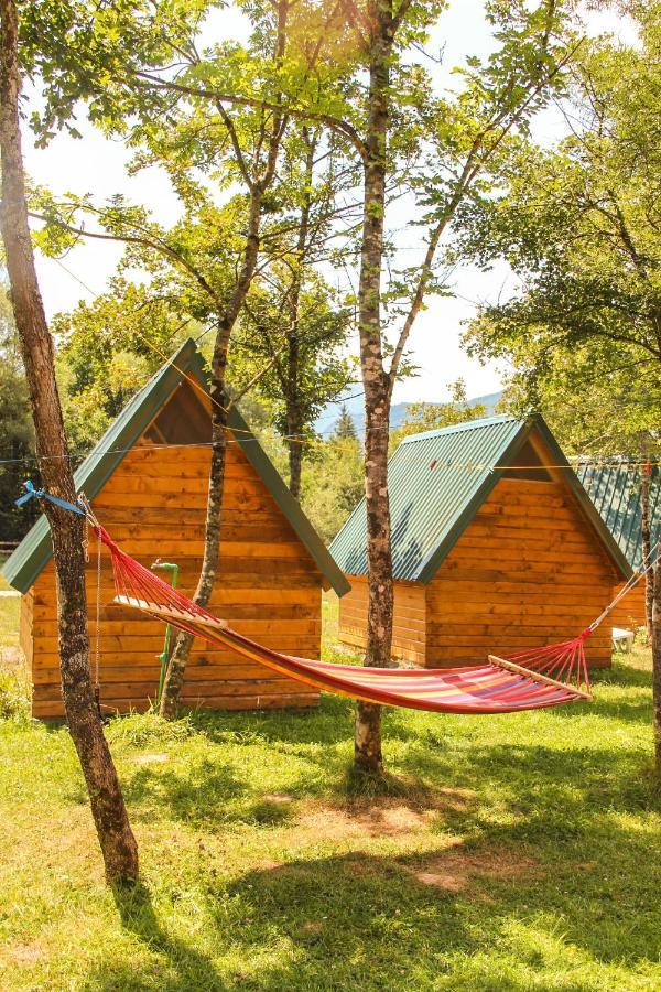Camp Sutjeska Hotel Tjentiste Bagian luar foto