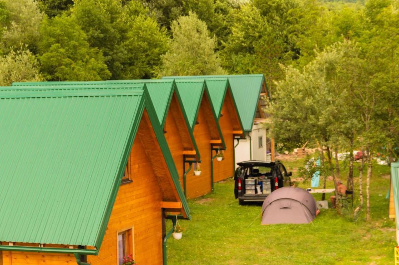 Camp Sutjeska Hotel Tjentiste Bagian luar foto